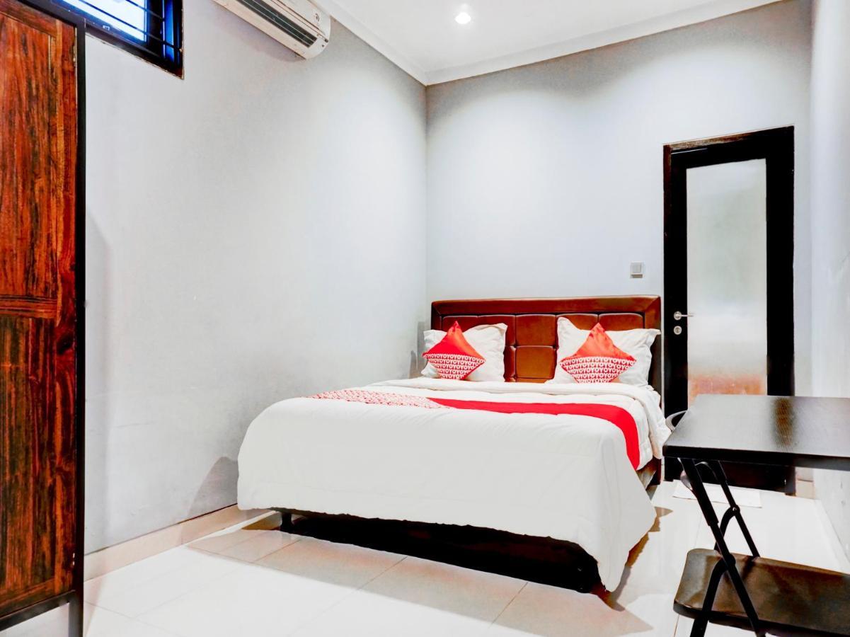 Oyo 90438 Mampang 34 Residence จาการ์ตา ภายนอก รูปภาพ