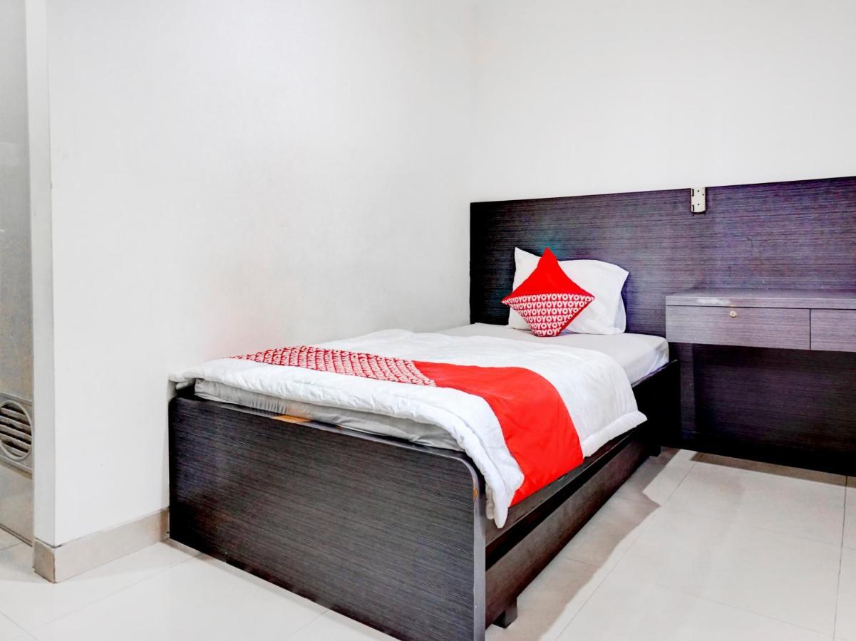 Oyo 90438 Mampang 34 Residence จาการ์ตา ภายนอก รูปภาพ