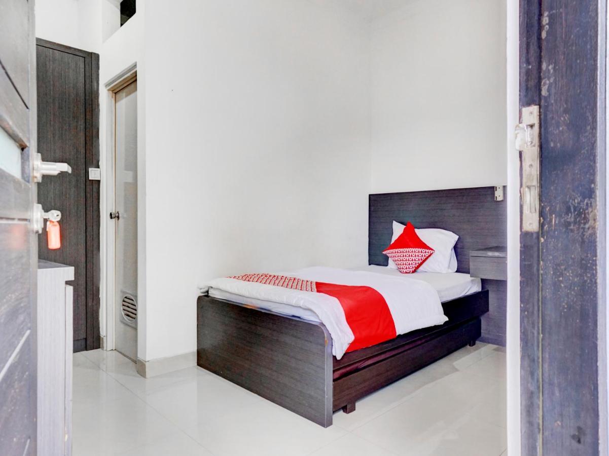 Oyo 90438 Mampang 34 Residence จาการ์ตา ภายนอก รูปภาพ