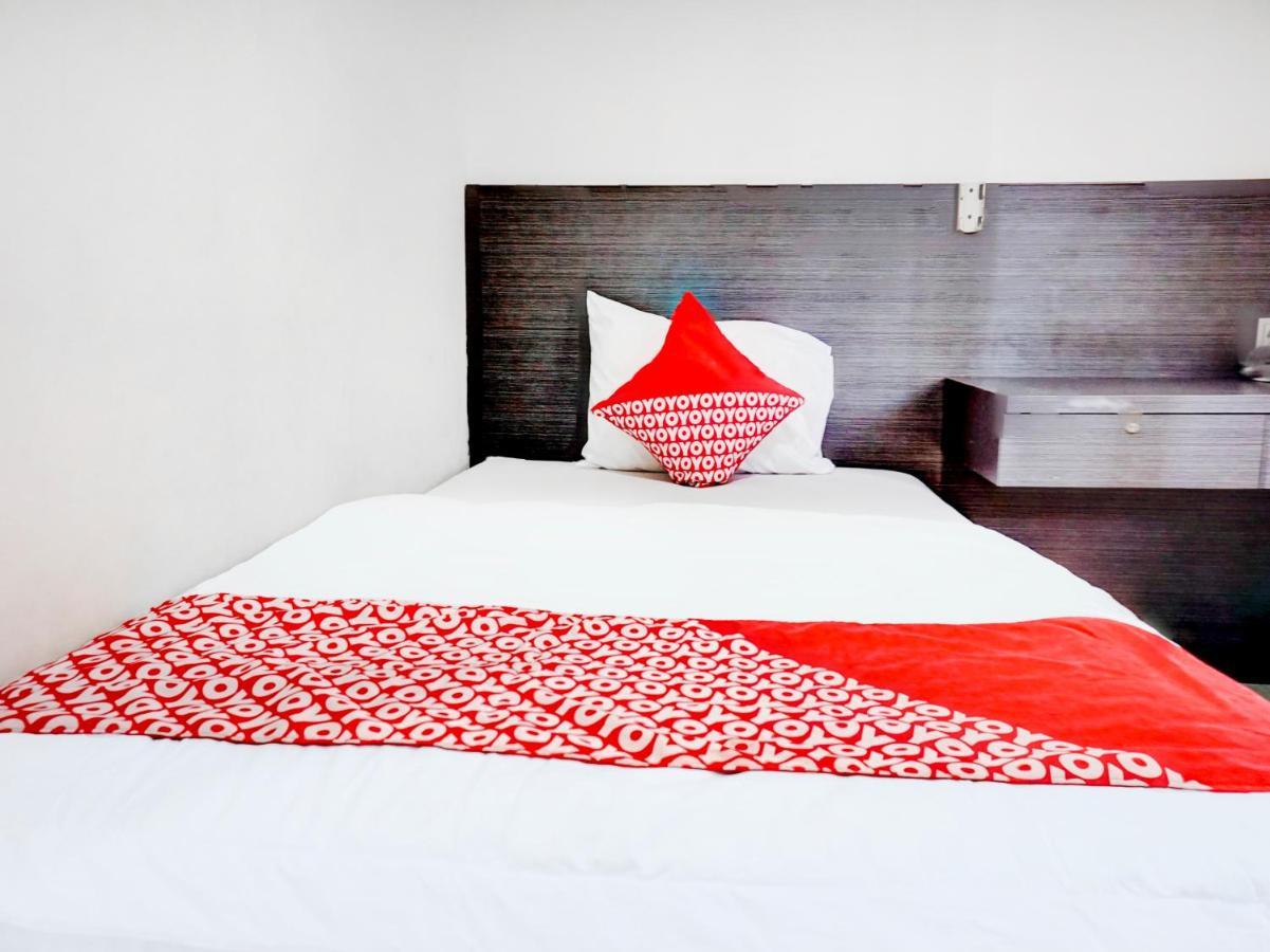 Oyo 90438 Mampang 34 Residence จาการ์ตา ภายนอก รูปภาพ